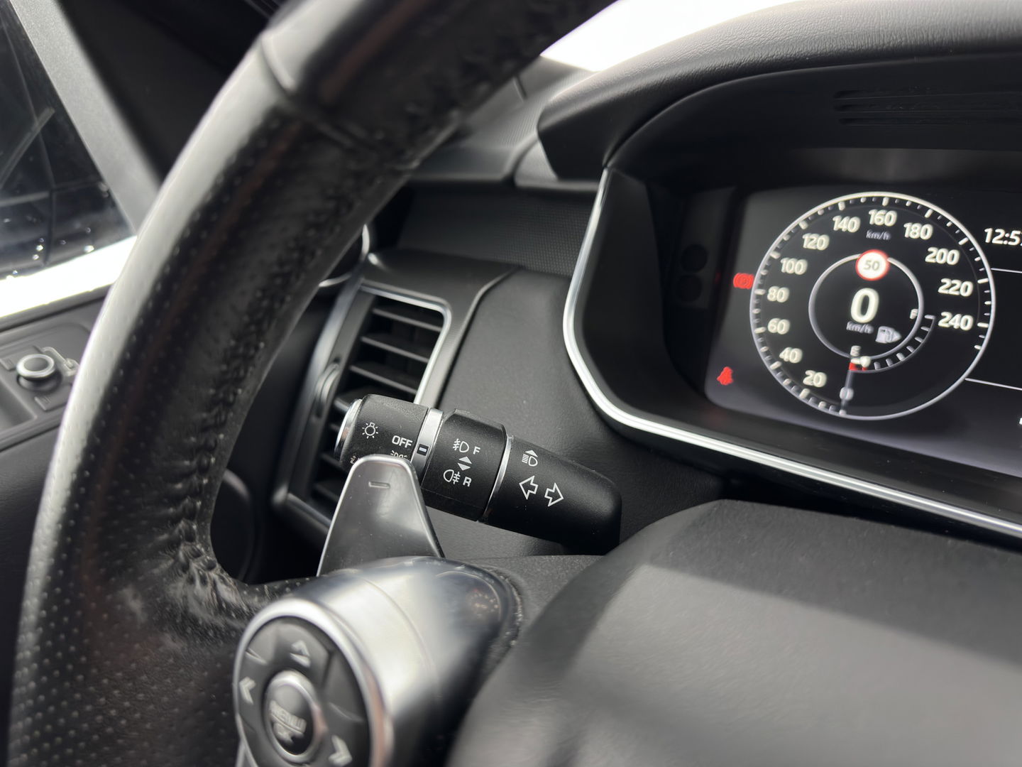 Land Rover Range Rover Sport 3.0 TDV6 HSE Dynamic Aut. *PANO | DIGI-COCKPIT | LUXURY-LEATHER | XENON | NAVI-FULLMAP | CAMERA | KEYLESS | AIR-SUSPENSION | ECC | PDC | CRUISE | 21''ALU*