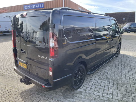 Renault Trafic 2.0 dCi 170pk automaat T29 L2H1 DC 5 persoons Luxe / vaste prijs rijklaar € 24.950 ex btw / lease vanaf € 407 / dubbele schuifdeur / trekhaak / camera / airco / cruise / navigatie !
