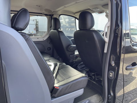 Renault Trafic 2.0 dCi 170pk automaat T29 L2H1 DC 5 persoons Luxe / vaste prijs rijklaar € 24.950 ex btw / lease vanaf € 407 / dubbele schuifdeur / trekhaak / camera / airco / cruise / navigatie !