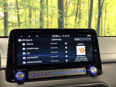 Hyundai KONA EV Comfort Smart 39 kWh | Standkachel | Krell Sound | Camera | Stuurwielverwarming | Stoelverwarming | Lane Assist | Dodehoeksensor | Adaptieve Cruise Control | DAB |