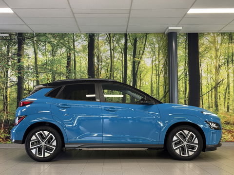 Hyundai KONA EV Comfort Smart 39 kWh | Standkachel | Krell Sound | Camera | Stuurwielverwarming | Stoelverwarming | Lane Assist | Dodehoeksensor | Adaptieve Cruise Control | DAB |