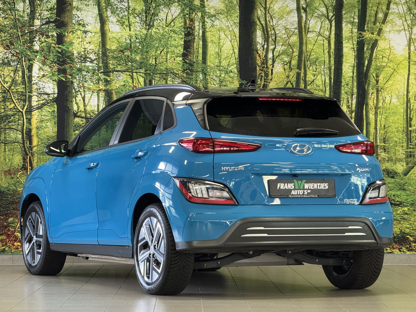 Hyundai KONA EV Comfort Smart 39 kWh | Standkachel | Krell Sound | Camera | Stuurwielverwarming | Stoelverwarming | Lane Assist | Dodehoeksensor | Adaptieve Cruise Control | DAB |