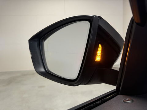 Škoda Karoq 1.5 TSI ACT Sportline Pano ACC Sfeer Canton Trekh. NAP