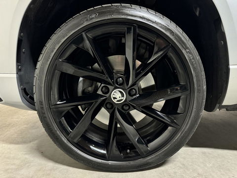 Škoda Karoq 1.5 TSI ACT Sportline Pano ACC Sfeer Canton Trekh. NAP