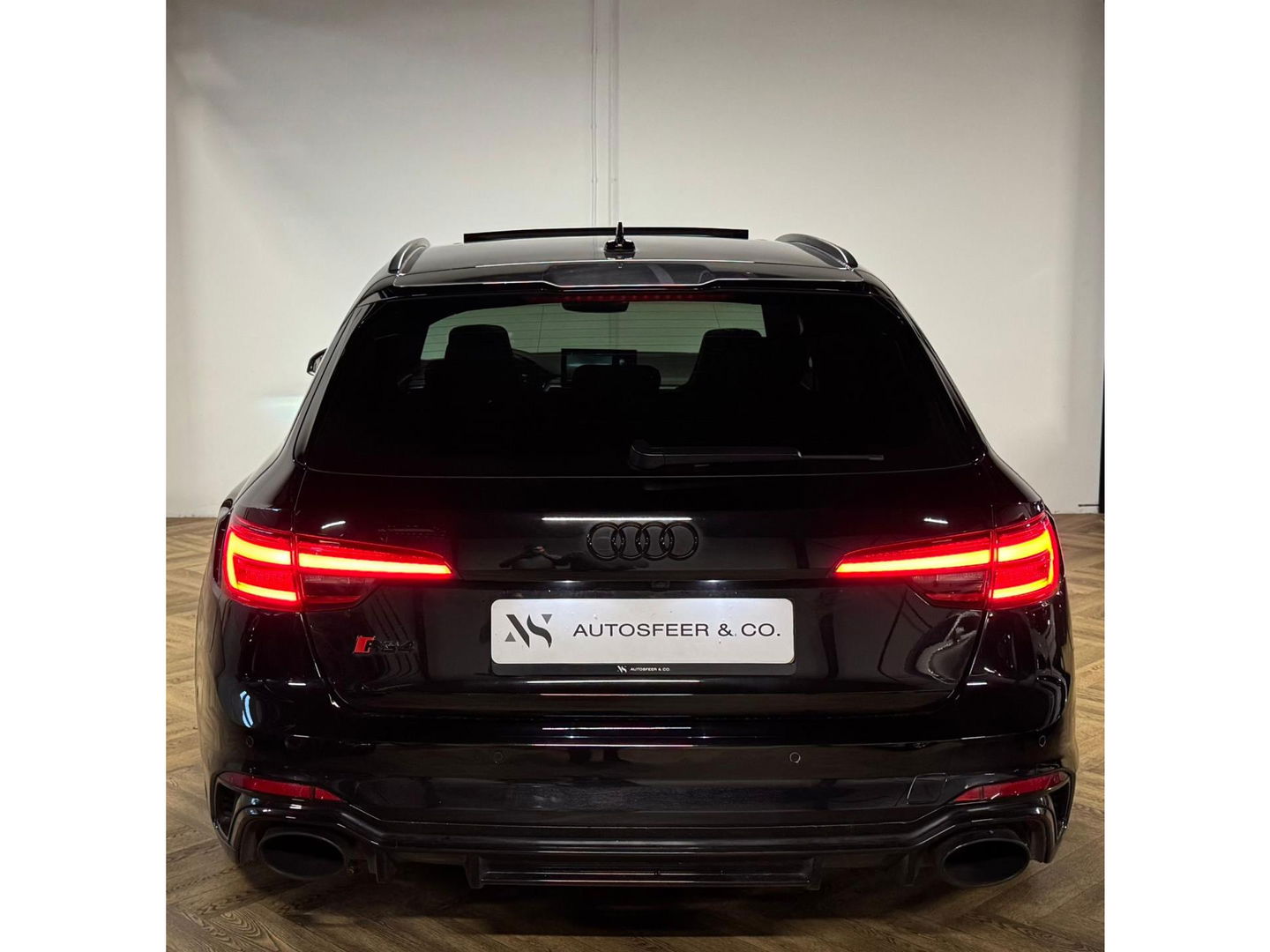 Audi RS4 Avant 2.9 TFSI RS 4 quattro PANO KEYLESS EVENTURI