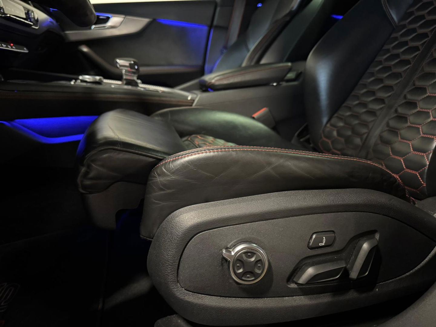 Audi RS4 Avant 2.9 TFSI RS 4 quattro PANO KEYLESS EVENTURI