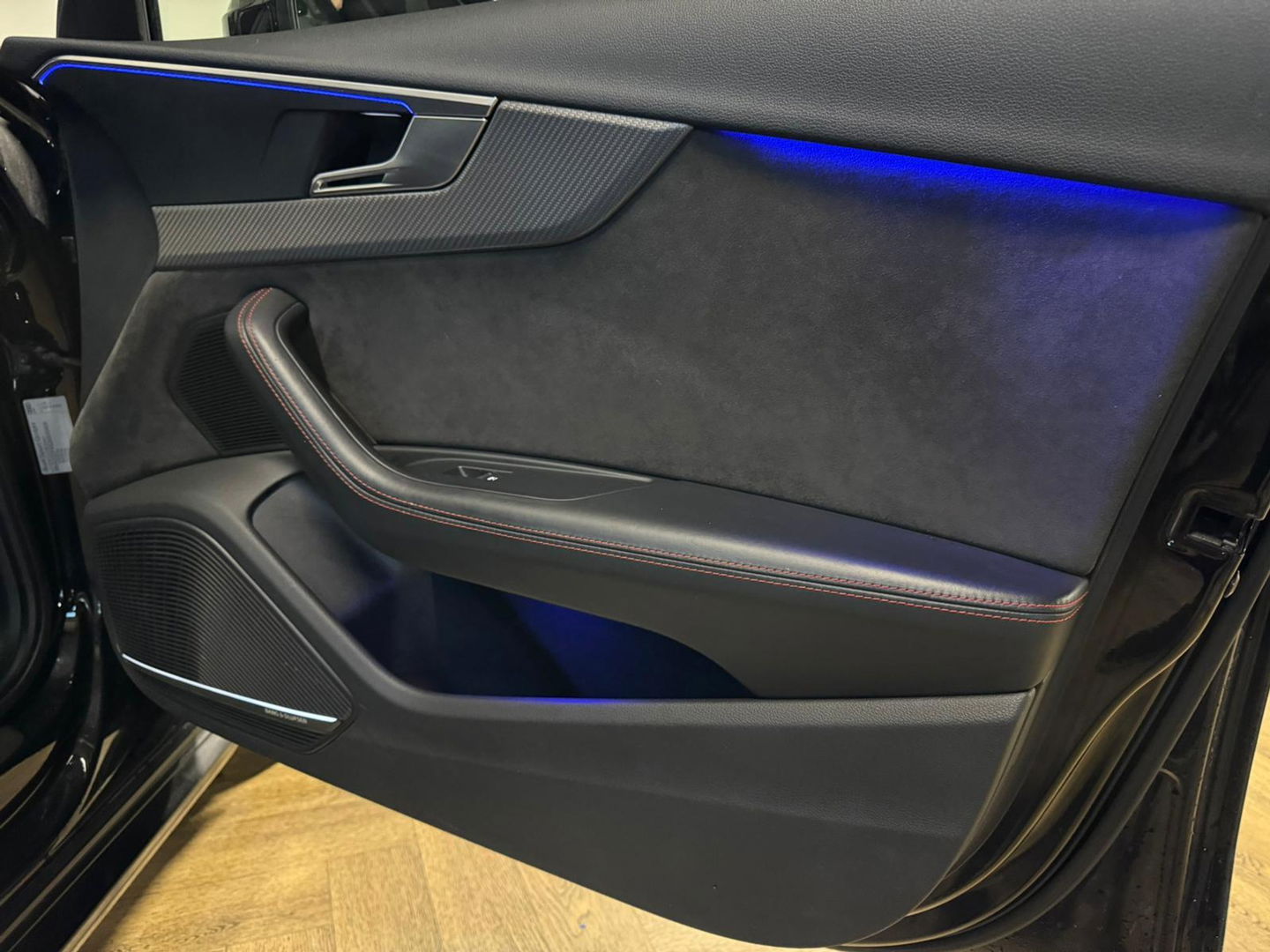 Audi RS4 Avant 2.9 TFSI RS 4 quattro PANO KEYLESS EVENTURI