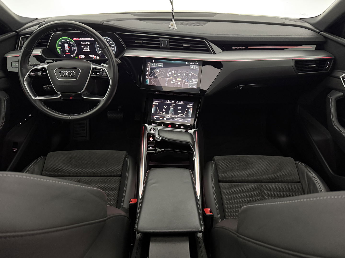 Audi e-tron 55 Quattro S-line 408PK 95 kWh | SOH 86% | Pano | Memory | Sfeer | 360° | Trekh. | Virtual | Carplay | NAP