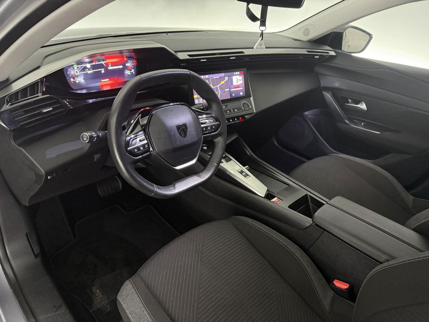 Peugeot 308 1.2 PureTech | Virtual | Carplay | Cruise | Parkeersens. | Navi | NAP