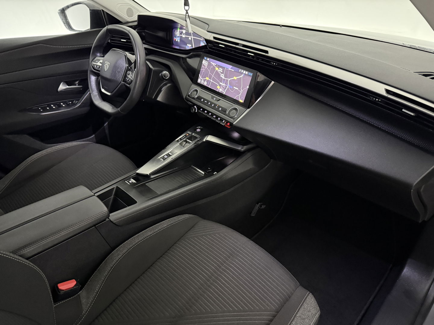 Peugeot 308 1.2 PureTech | Virtual | Carplay | Cruise | Parkeersens. | Navi | NAP