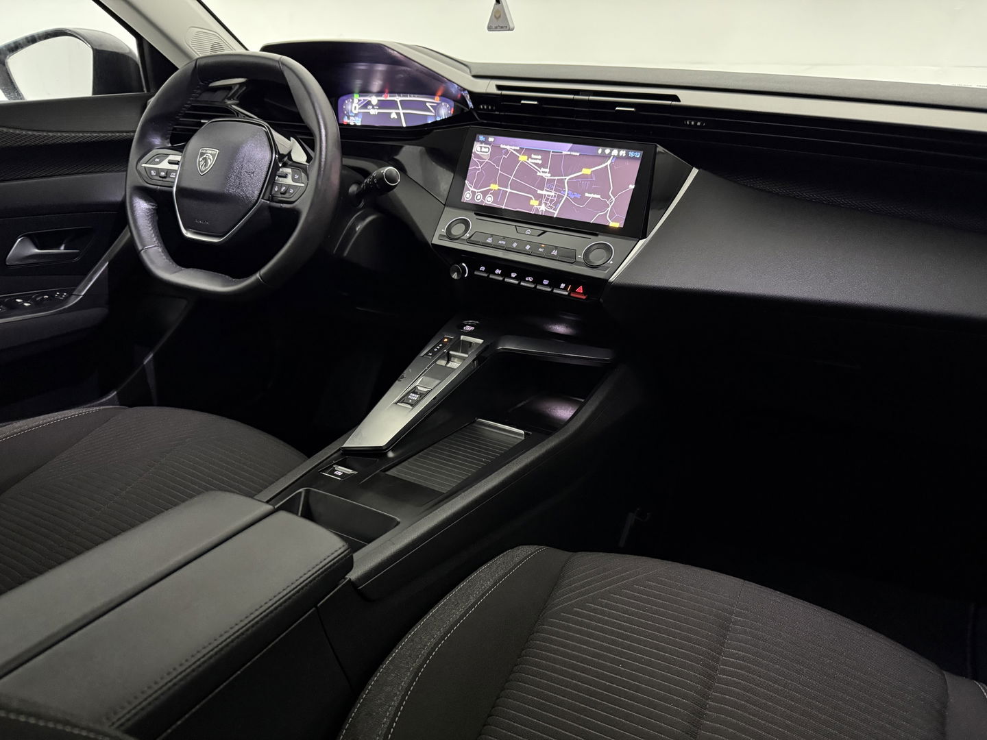 Peugeot 308 1.2 PureTech | Virtual | Carplay | Cruise | Parkeersens. | Navi | NAP