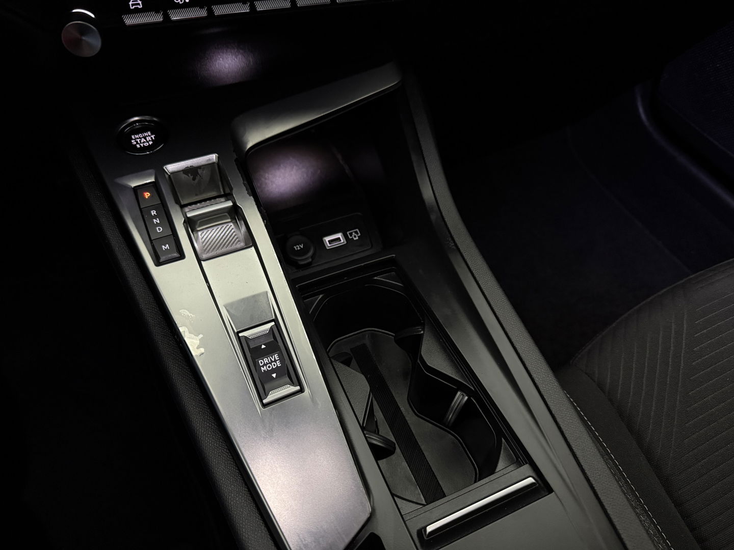 Peugeot 308 1.2 PureTech | Virtual | Carplay | Cruise | Parkeersens. | Navi | NAP