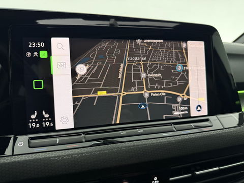 Volkswagen Golf 2.0 TSI GTI 245PK | Pano | Sfeerverl. | H/K | IQ-Light | Virtual | Carplay | Camera | Adaptive Cruise | Stoel/Stuurverw.