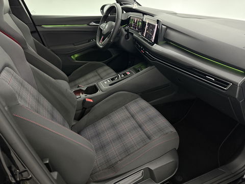 Volkswagen Golf 2.0 TSI GTI 245PK | Pano | Sfeerverl. | H/K | IQ-Light | Virtual | Carplay | Camera | Adaptive Cruise | Stoel/Stuurverw.