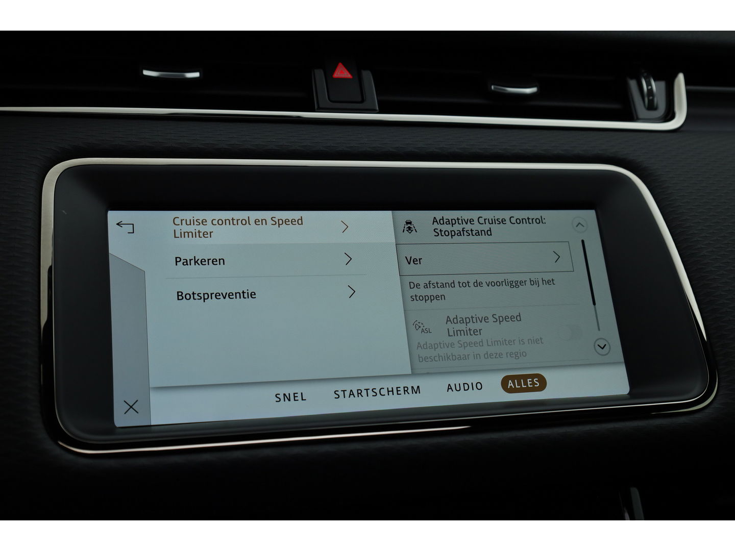 Land Rover Range Rover Evoque 1.5 P300e AWD R-Dynamic S | Pano | Adapt. Cruise | Keyless | 20'' | Camera | Stoelverw. | Leder | Navi