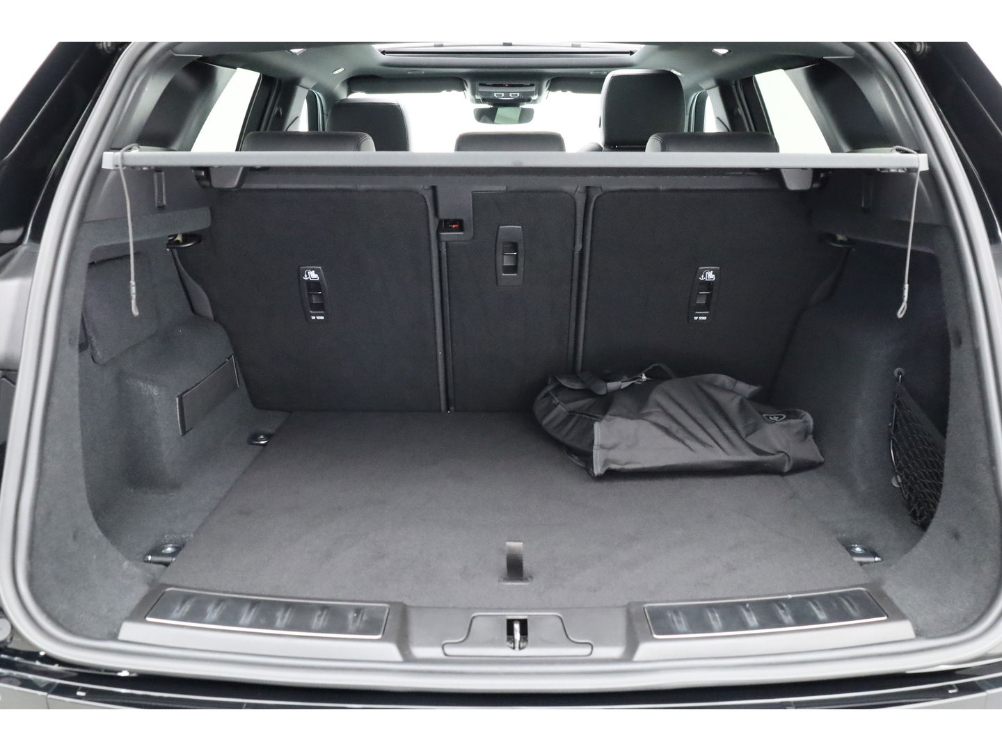 Land Rover Range Rover Evoque 1.5 P300e AWD R-Dynamic S | Pano | Adapt. Cruise | Keyless | 20'' | Camera | Stoelverw. | Leder | Navi