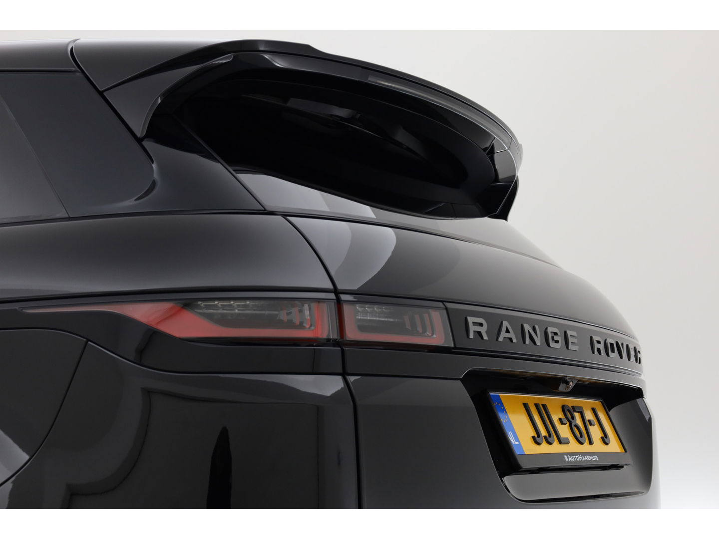 Land Rover Range Rover Evoque 1.5 P300e AWD R-Dynamic S | Pano | Adapt. Cruise | Keyless | 20'' | Camera | Stoelverw. | Leder | Navi