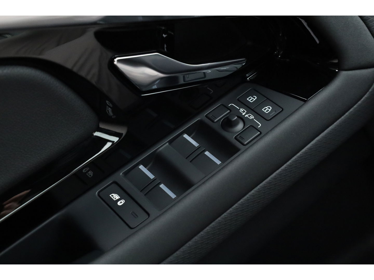Land Rover Range Rover Evoque 1.5 P300e AWD R-Dynamic S | Pano | Adapt. Cruise | Keyless | 20'' | Camera | Stoelverw. | Leder | Navi