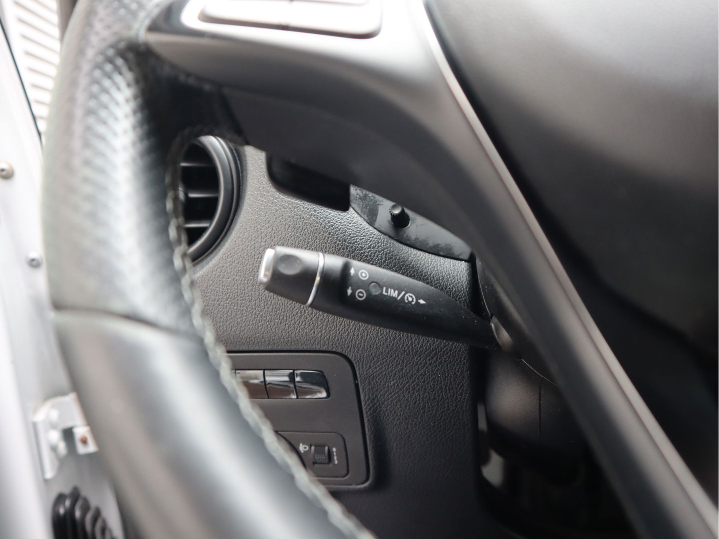 Mercedes-Benz Vito 114 CDI Automaat Lang L2 DC 5 Pers. - Camera - Cruise - Leer