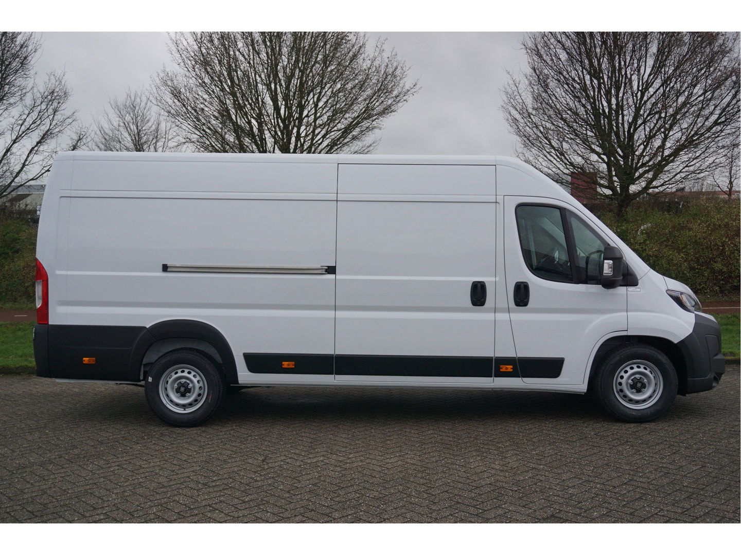 Fiat Ducato Maxi 35 2.2 180PK L4H2 EAT8 AUT BPM VRIJ!! Airco, Camera, LED, Betimmering, 270° Deur!! NR. J03*