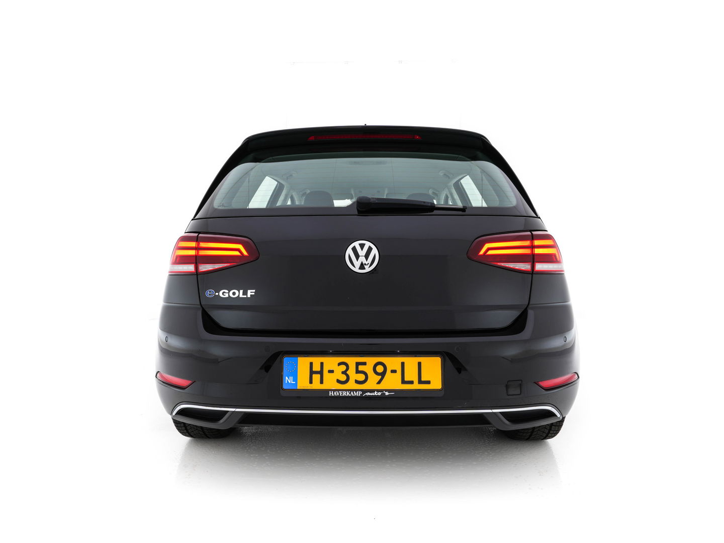 Volkswagen e-Golf E-DITION Aut. *HEAT-PUMP | ADAPTIVE-CRUISE | FULL-LED | DAB+ | NAVI-FULLMAP | CARPLAY | HEATED-COMFORTSEATS | ECC | CCS-FASTLOADER | PARKPILOT | CARPLAY | 17''ALU*