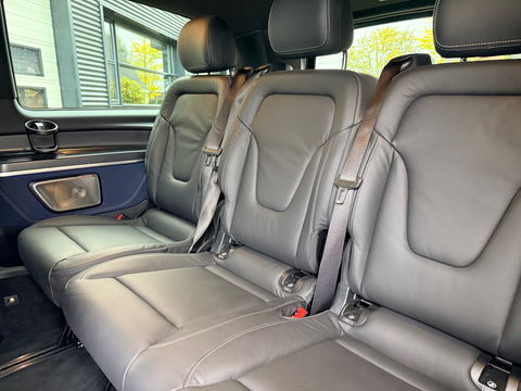 Mercedes-Benz EQV 300 L2 90kWh 8 Zits Leder - Veel Opties - AMG Style