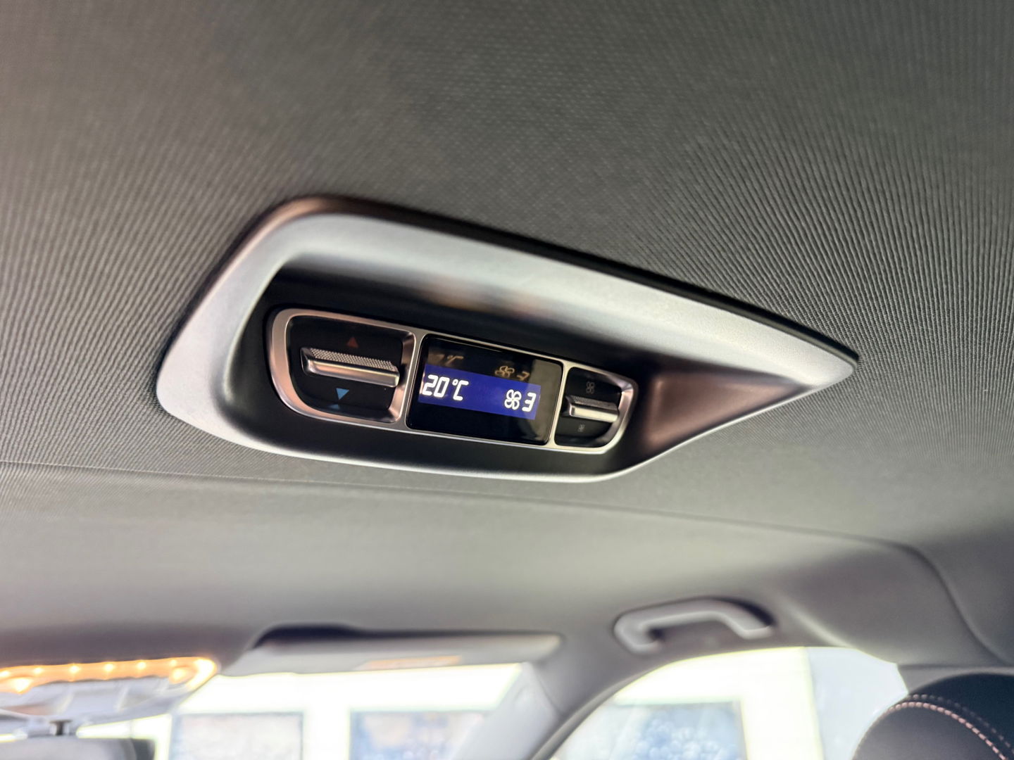 Mercedes-Benz EQV 300 L2 90kWh 8 Zits Leder - Veel Opties - AMG Style