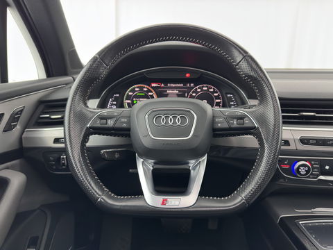 Audi Q7 3.0 TDI e-tron quattro Sport Aut. *PANO | LUXURY-LEATHER | FULL-LED | BOSE-SOUND | MEMORY-PACK | DIGI-COCKPIT | CAMERA | HEATED-COMFORTSEATS | AMBIENT-LIGHT | NAVI-FULLMAP | PRIVACY-GLASS | SHIFT-PADDLES | TOWBAR | 21''A
