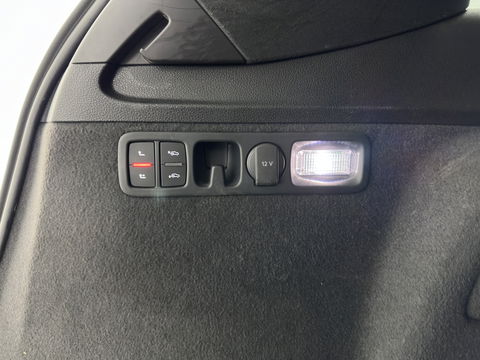 Audi Q7 3.0 TDI e-tron quattro Sport Aut. *PANO | LUXURY-LEATHER | FULL-LED | BOSE-SOUND | MEMORY-PACK | DIGI-COCKPIT | CAMERA | HEATED-COMFORTSEATS | AMBIENT-LIGHT | NAVI-FULLMAP | PRIVACY-GLASS | SHIFT-PADDLES | TOWBAR | 21''A