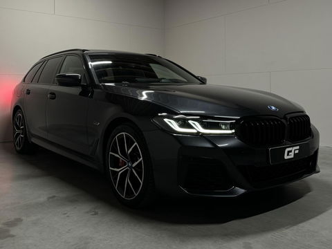 BMW 5 Serie Touring 530e M-Sport Pano Sfeer Leder Carplay Trekh.