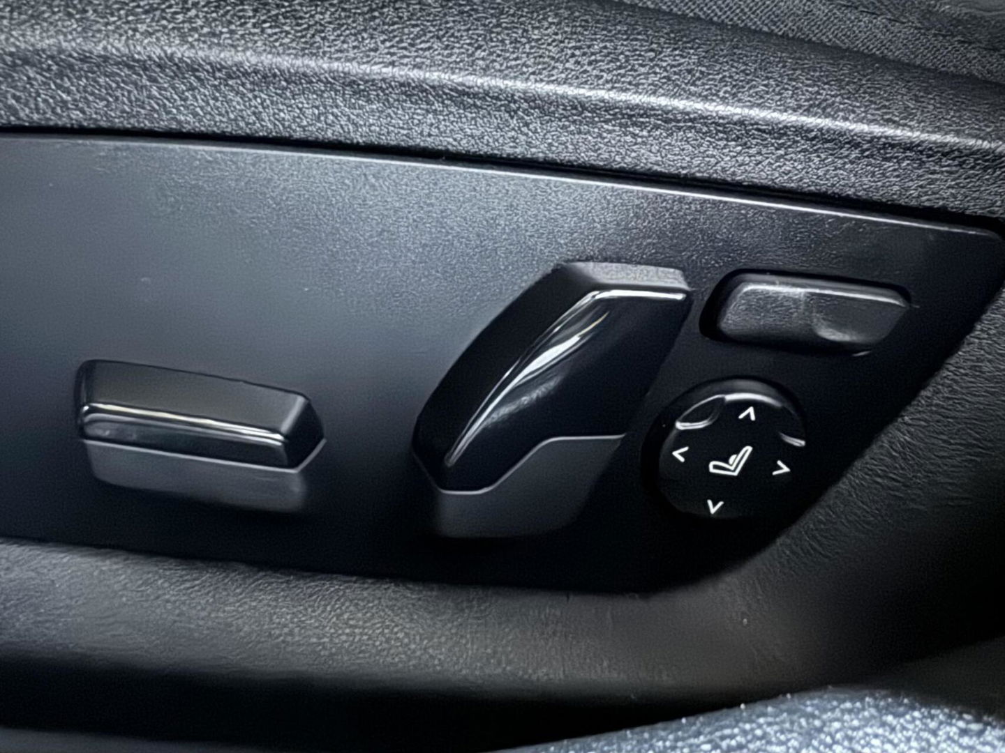 BMW 5 Serie Touring 530e M-Sport Pano Sfeer Leder Carplay Trekh.