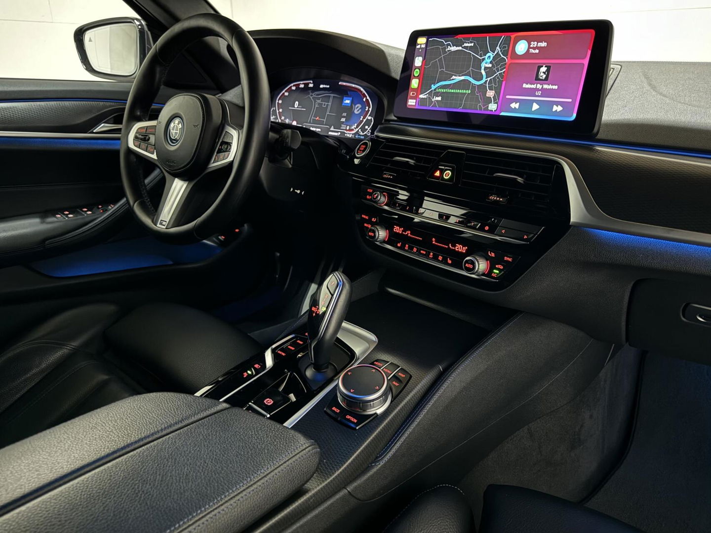 BMW 5 Serie Touring 530e M-Sport Pano Sfeer Leder Carplay Trekh.