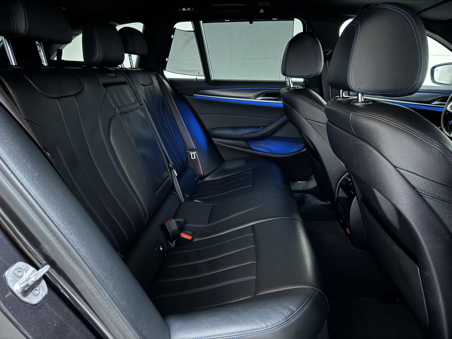 BMW 5 Serie Touring 530e M-Sport Pano Sfeer Leder Carplay Trekh.