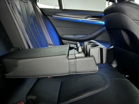 BMW 5 Serie Touring 530e M-Sport Pano Sfeer Leder Carplay Trekh.