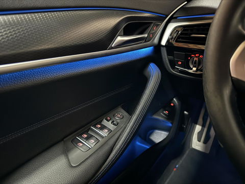 BMW 5 Serie Touring 530e M-Sport Pano Sfeer Leder Carplay Trekh.