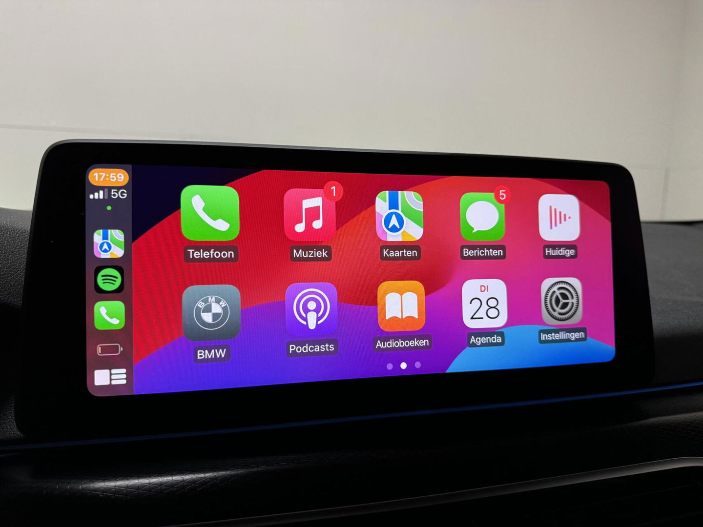 BMW 5 Serie Touring 530e M-Sport Pano Sfeer Leder Carplay Trekh.