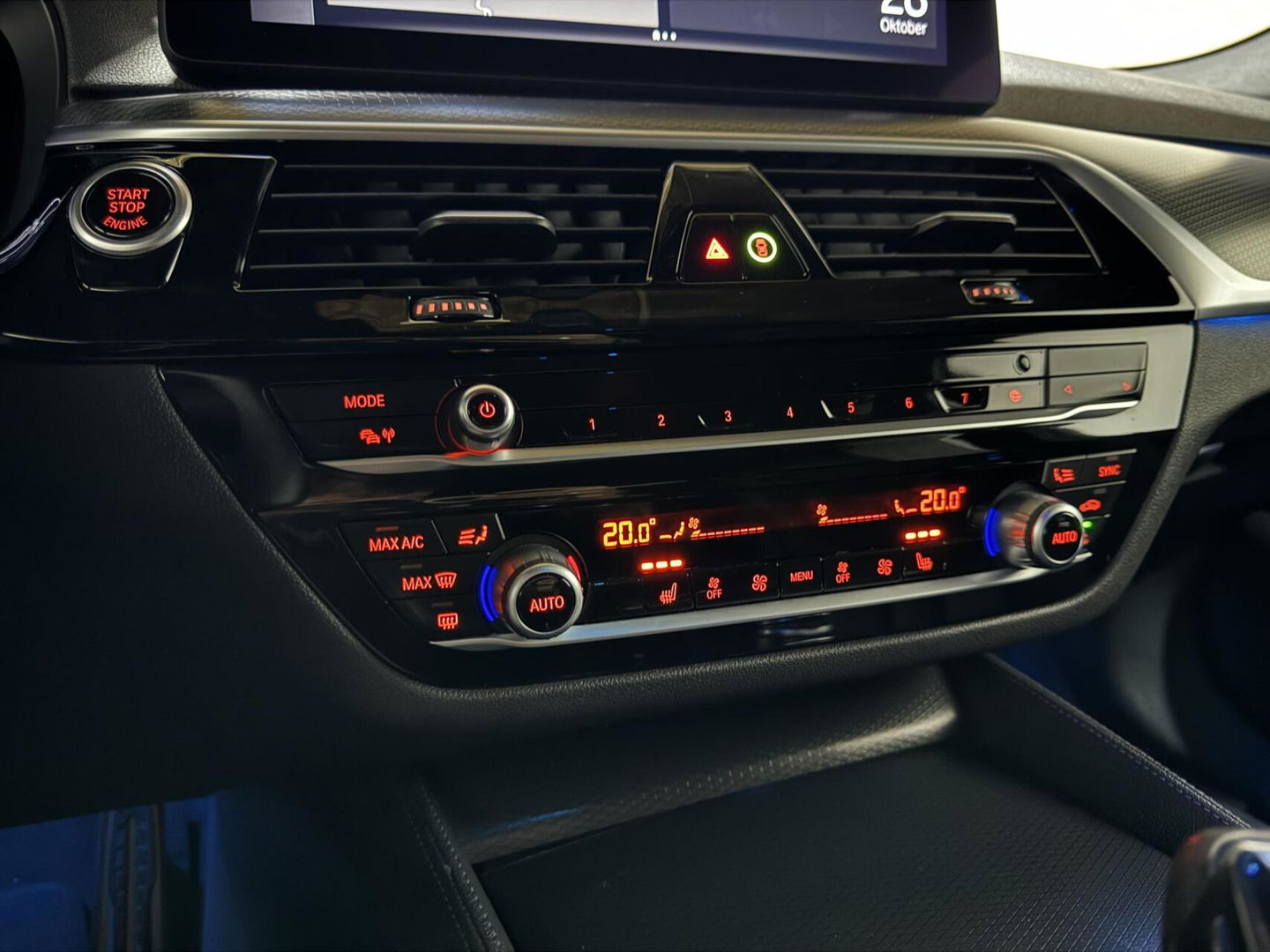 BMW 5 Serie Touring 530e M-Sport Pano Sfeer Leder Carplay Trekh.