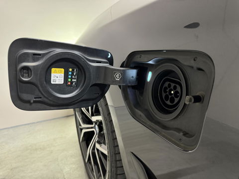 BMW 5 Serie Touring 530e M-Sport Pano Sfeer Leder Carplay Trekh.