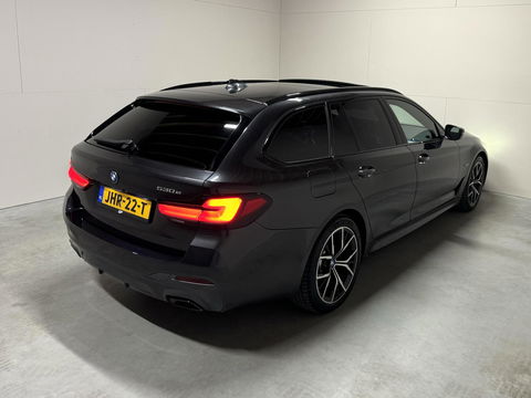 BMW 5 Serie Touring 530e M-Sport Pano Sfeer Leder Carplay Trekh.