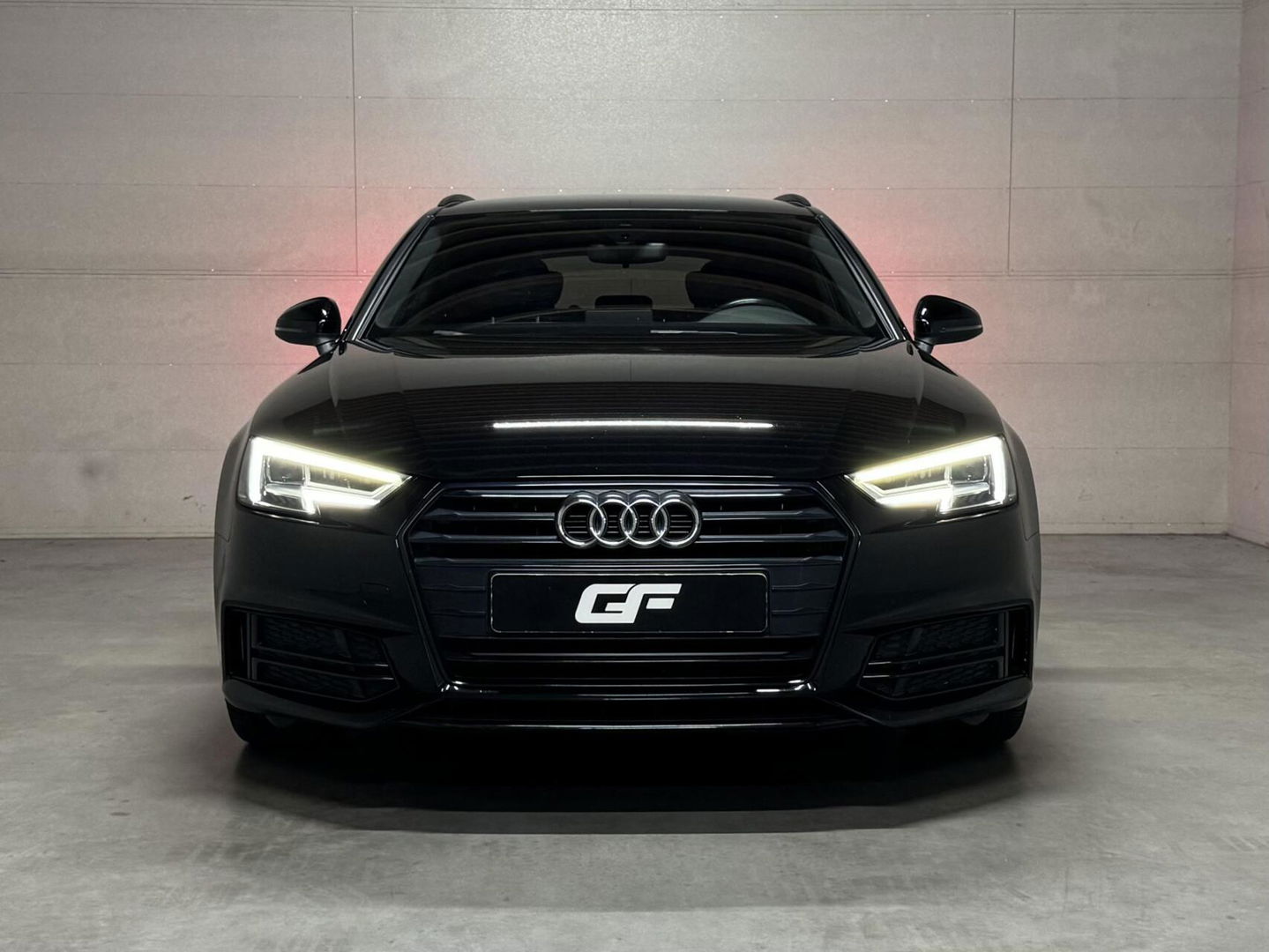 Audi A4 Avant 1.4 TFSI S-Line Black Edition CarPlay Leer Sfeer Trekh. NAP