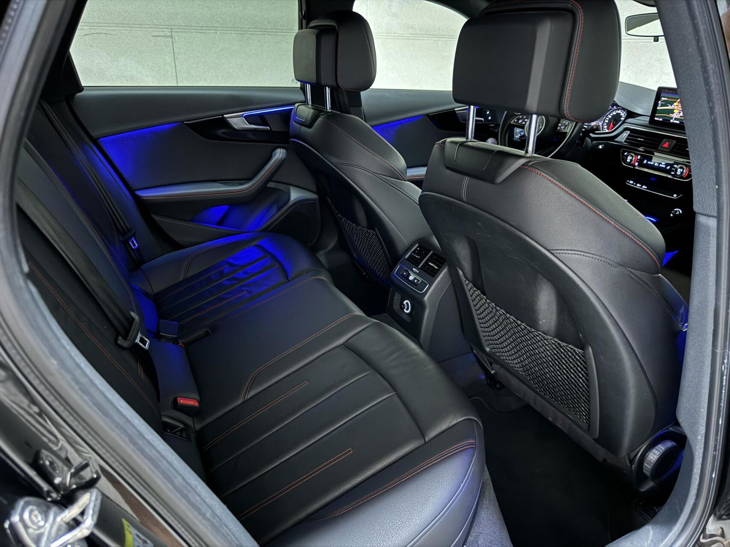 Audi A4 Avant 1.4 TFSI S-Line Black Edition CarPlay Leer Sfeer Trekh. NAP