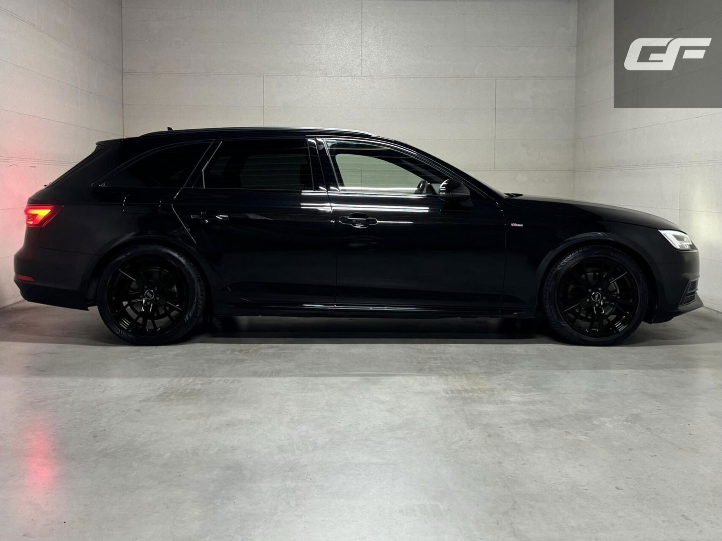 Audi A4 Avant 1.4 TFSI S-Line Black Edition CarPlay Leer Sfeer Trekh. NAP