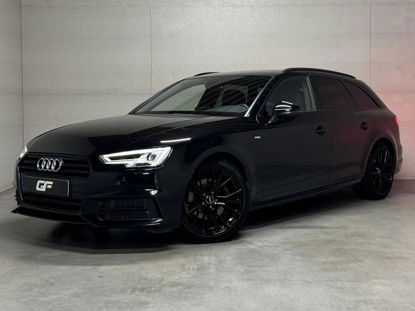 Audi A4 Avant 1.4 TFSI S-Line Black Edition CarPlay Leer Sfeer Trekh. NAP