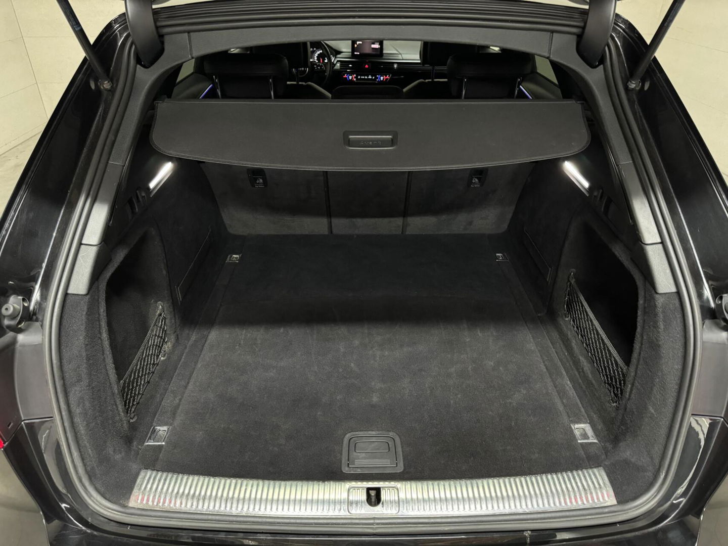 Audi A4 Avant 1.4 TFSI S-Line Black Edition CarPlay Leer Sfeer Trekh. NAP