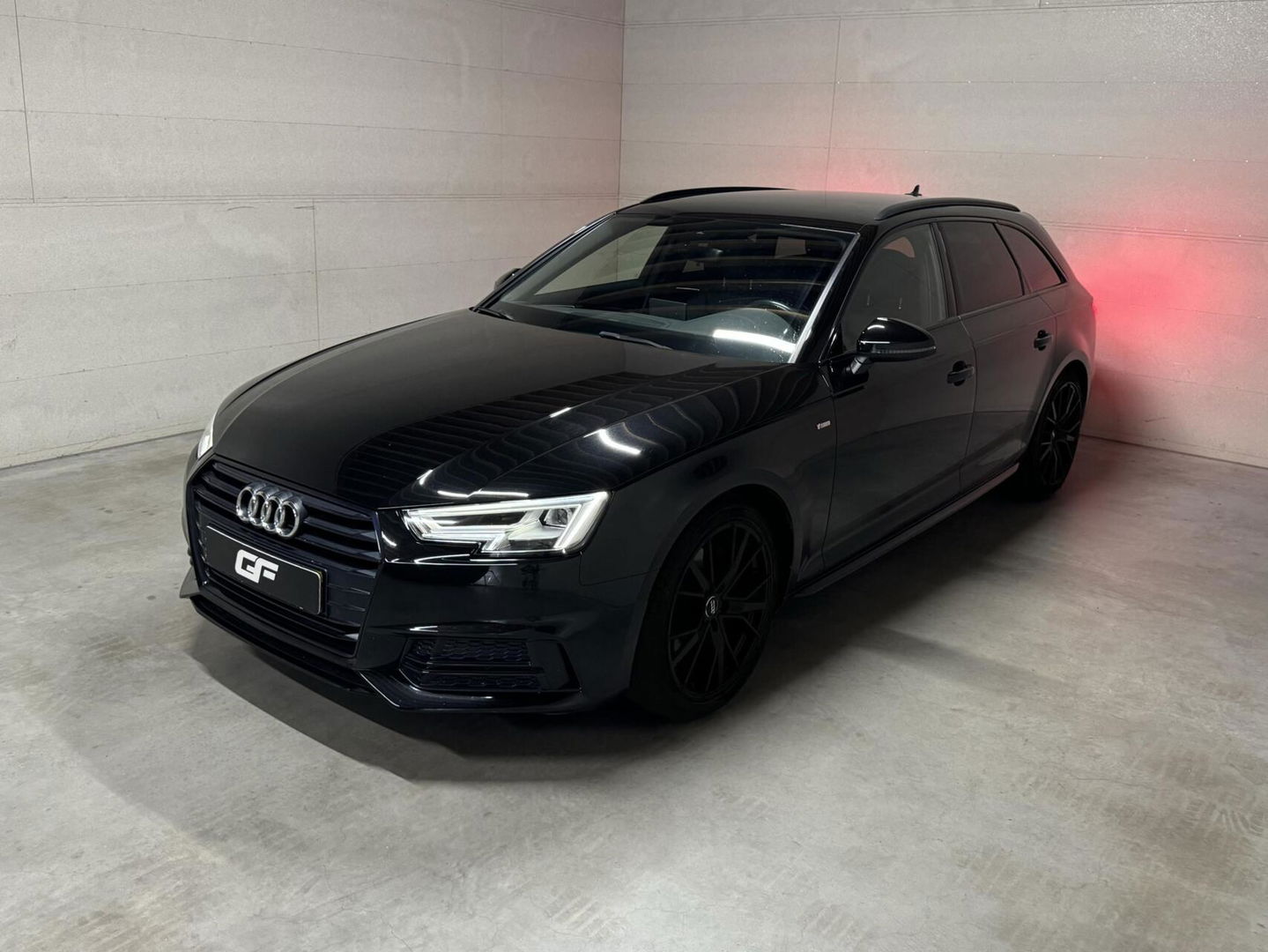 Audi A4 Avant 1.4 TFSI S-Line Black Edition CarPlay Leer Sfeer Trekh. NAP