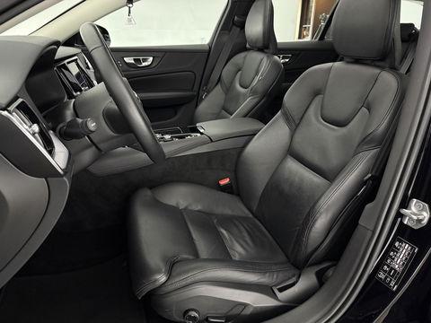 Volvo V60 2.0 T6 Recharge AWD 340PK R-Design | Pano | Virtual | Camera | Carplay | Leder | Trekh. | Cruise | Keyless