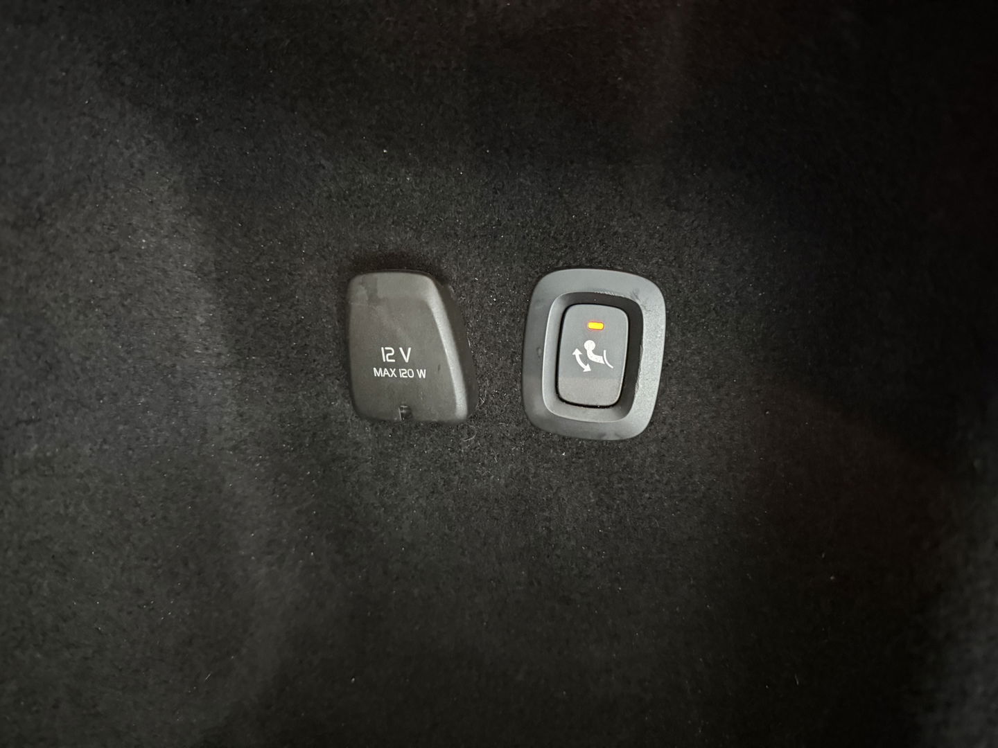 Volvo V60 2.0 T6 Recharge AWD 340PK R-Design | Pano | Virtual | Camera | Carplay | Leder | Trekh. | Cruise | Keyless