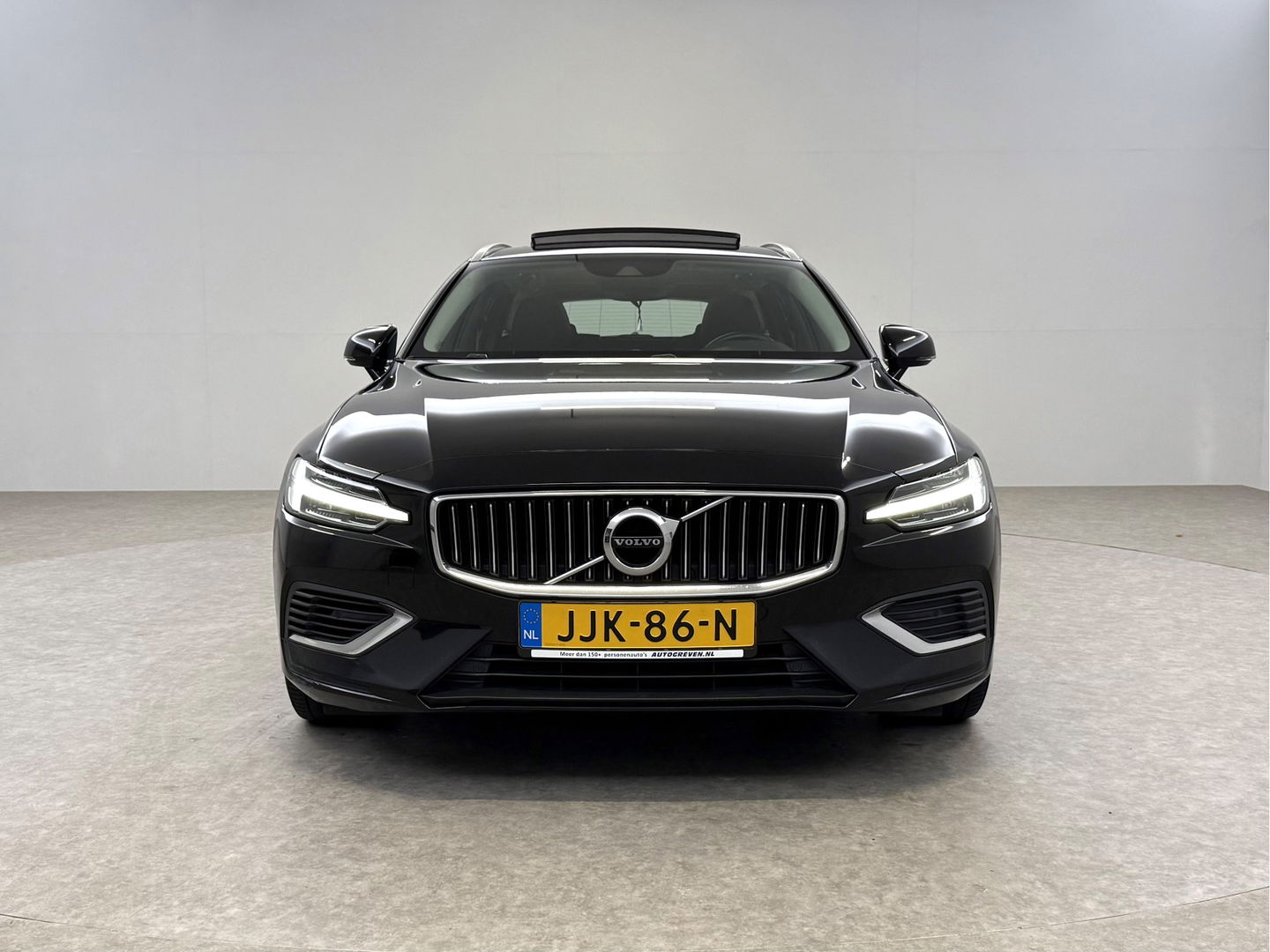 Volvo V60 2.0 T6 Recharge AWD 340PK R-Design | Pano | Virtual | Camera | Carplay | Leder | Trekh. | Cruise | Keyless