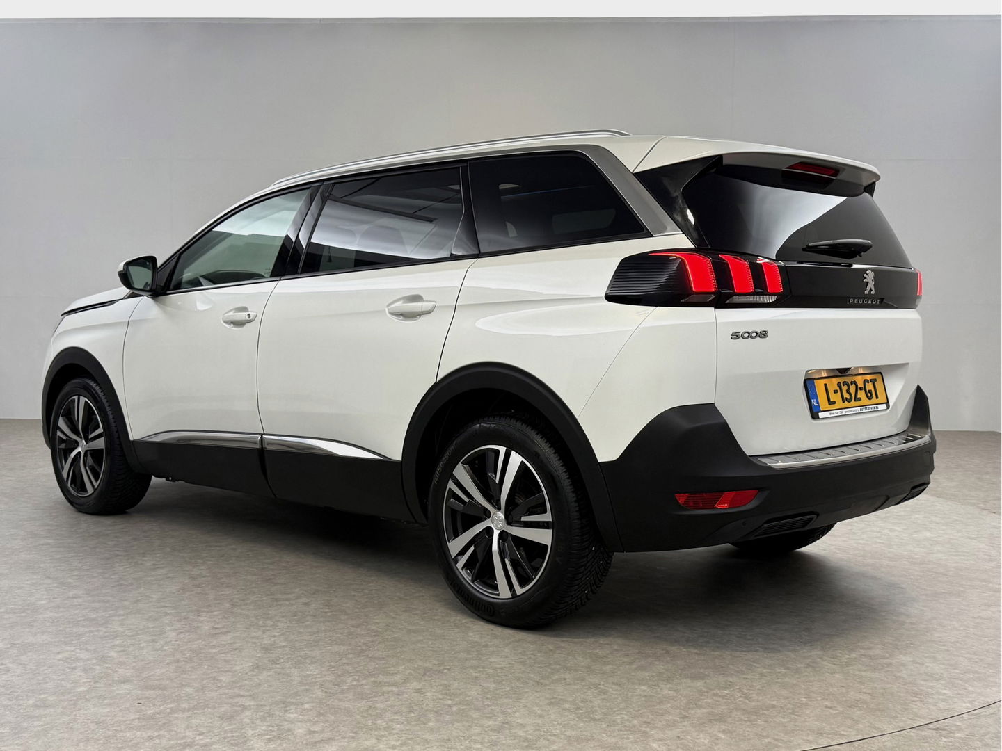 Peugeot 5008 1.2 PureTech Crossway | 7p | Pano | Sfeerverl. | 360° | Virtual | Carplay | Cruise | NAP
