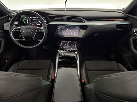 Audi e-tron 50 quattro S-Line 71 kWh | Pano | B&O | Sfeerverl. | Virtual | Memory | Camera | Carplay | Adaptive Cruise | NAP